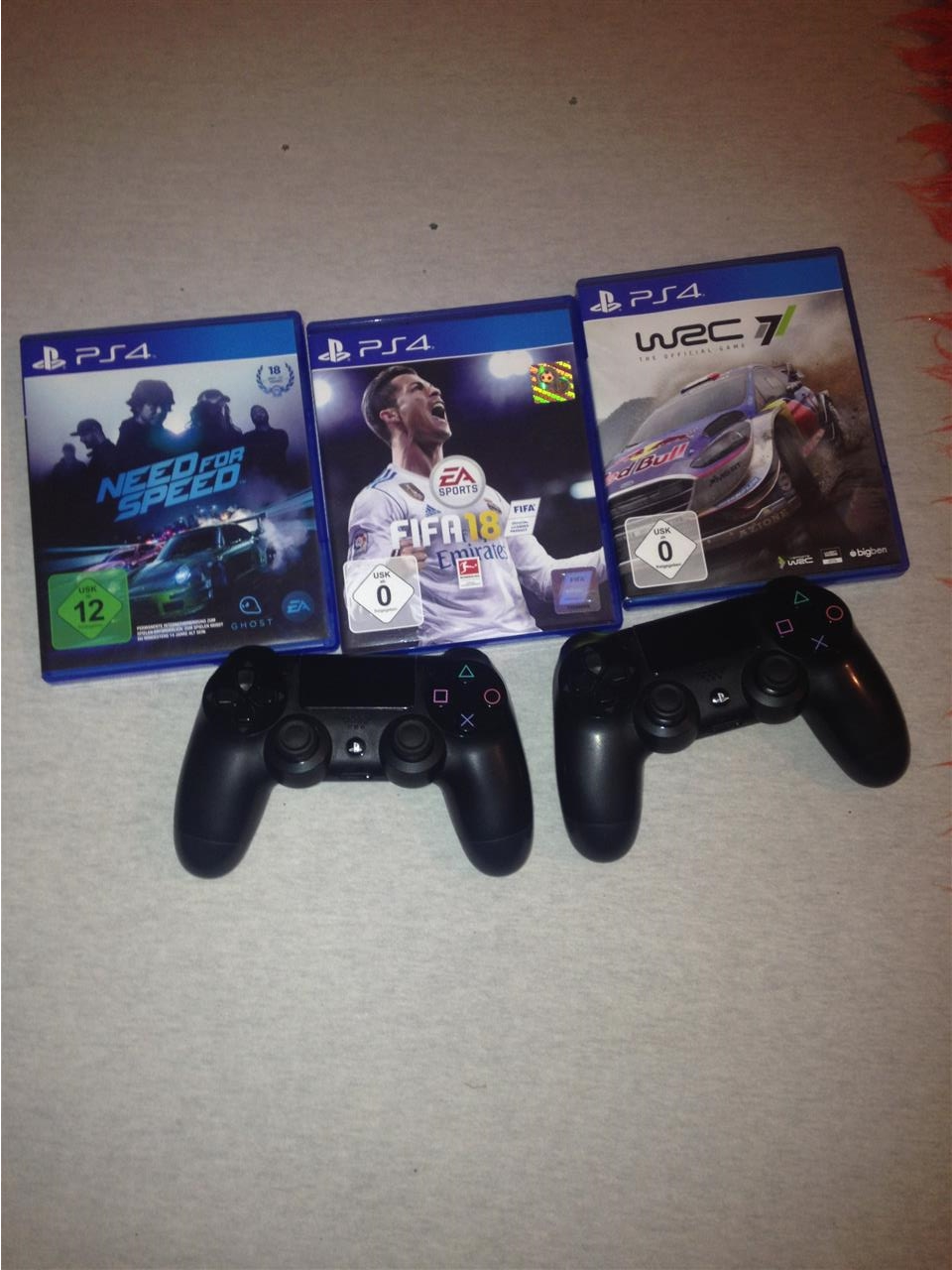 Shitet-PS4-