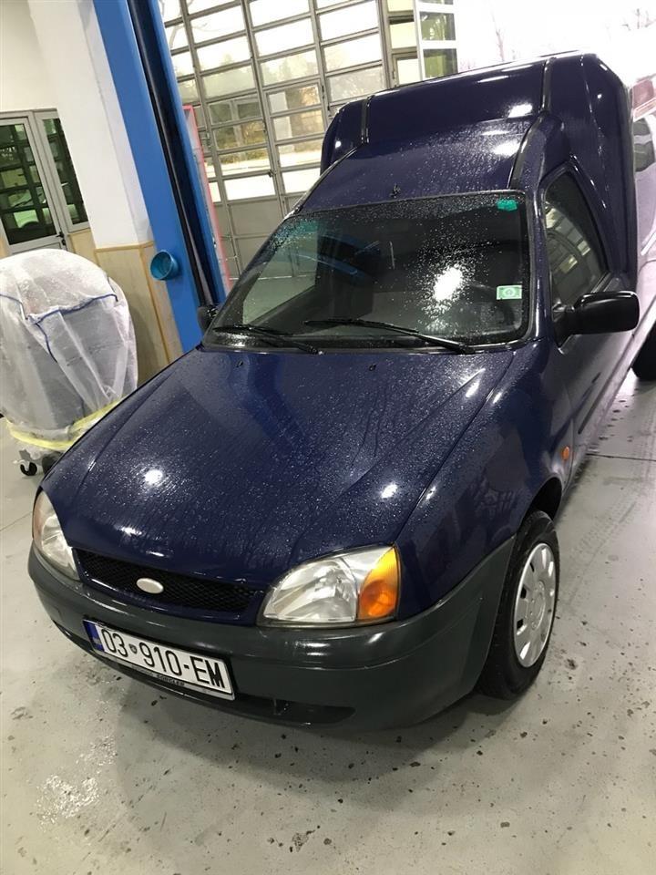 Shitet-pikapi-ford