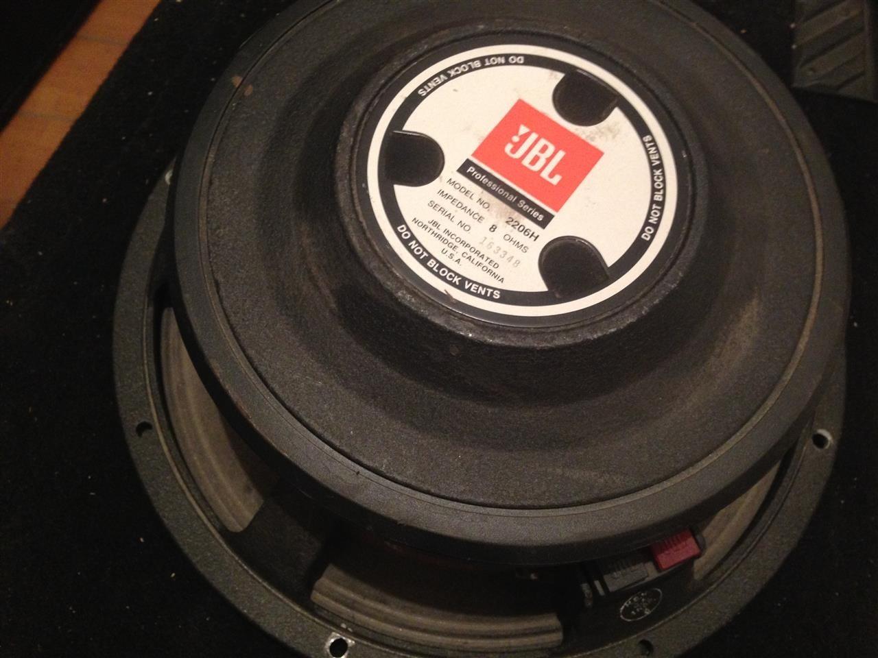 JBL-2206H