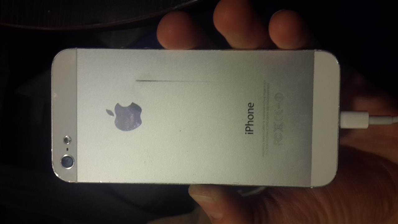 she-s-iphoni