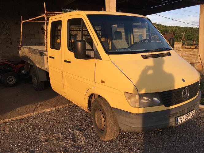 Sprinter 208
