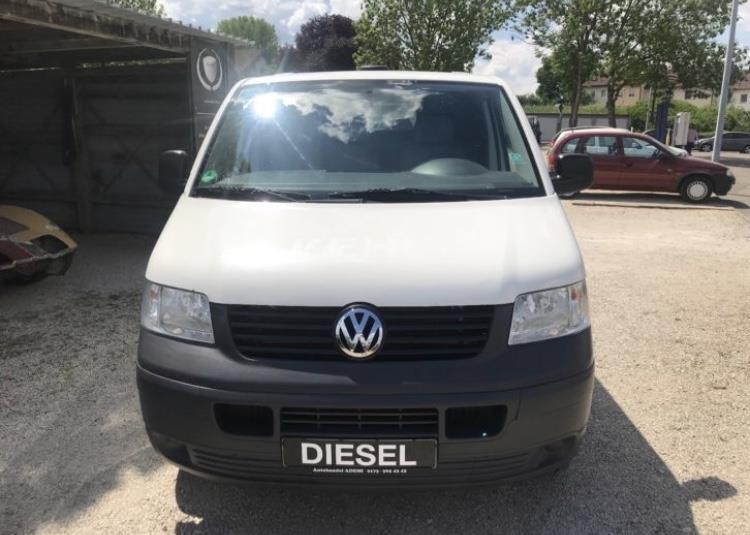 VW-T5-Transporter