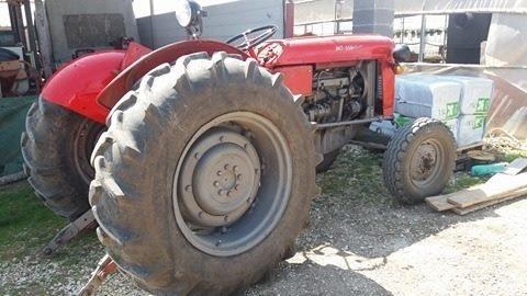 Traktor-IMT-558