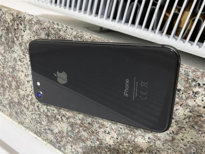 Iphone 8 CE