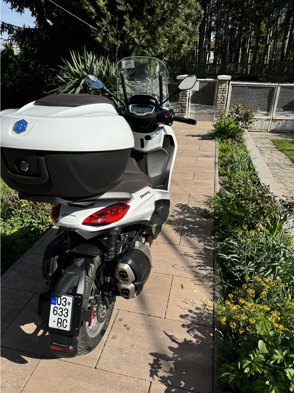 Beverly-400cc