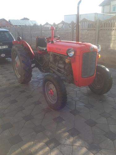 Traktor Ferguson