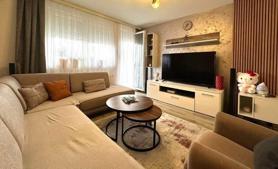 Banesë-në--shitje-në-Fushë-Kosovë