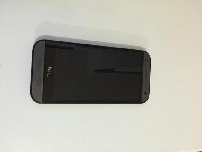 HTC M8 mini