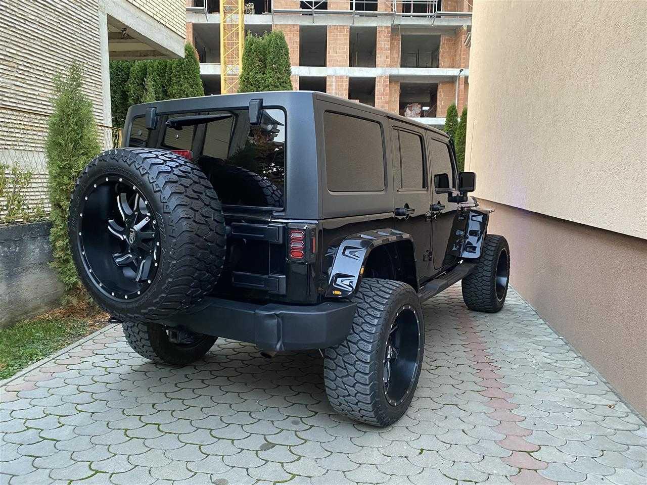 JEEP-WRANGLER-