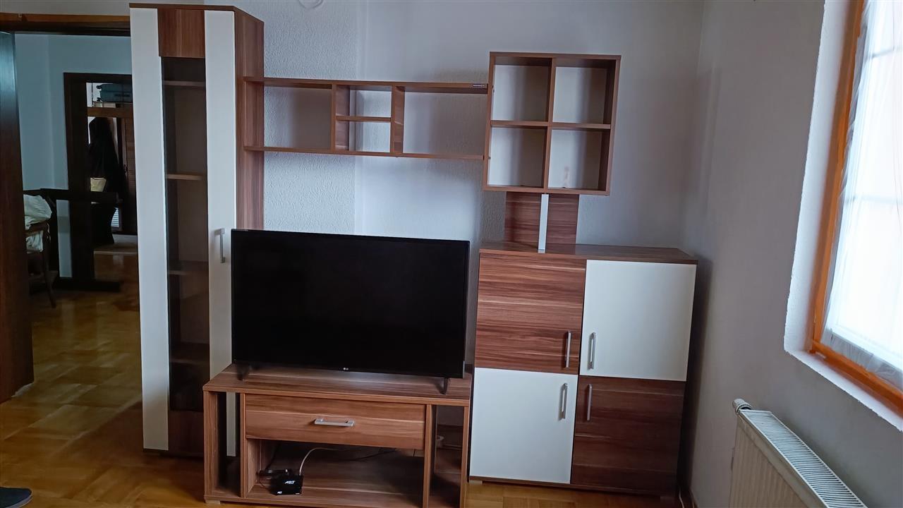 Komode-per-TV
