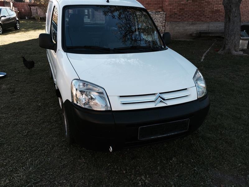 Shitet-pikapi-citroen-berlingo