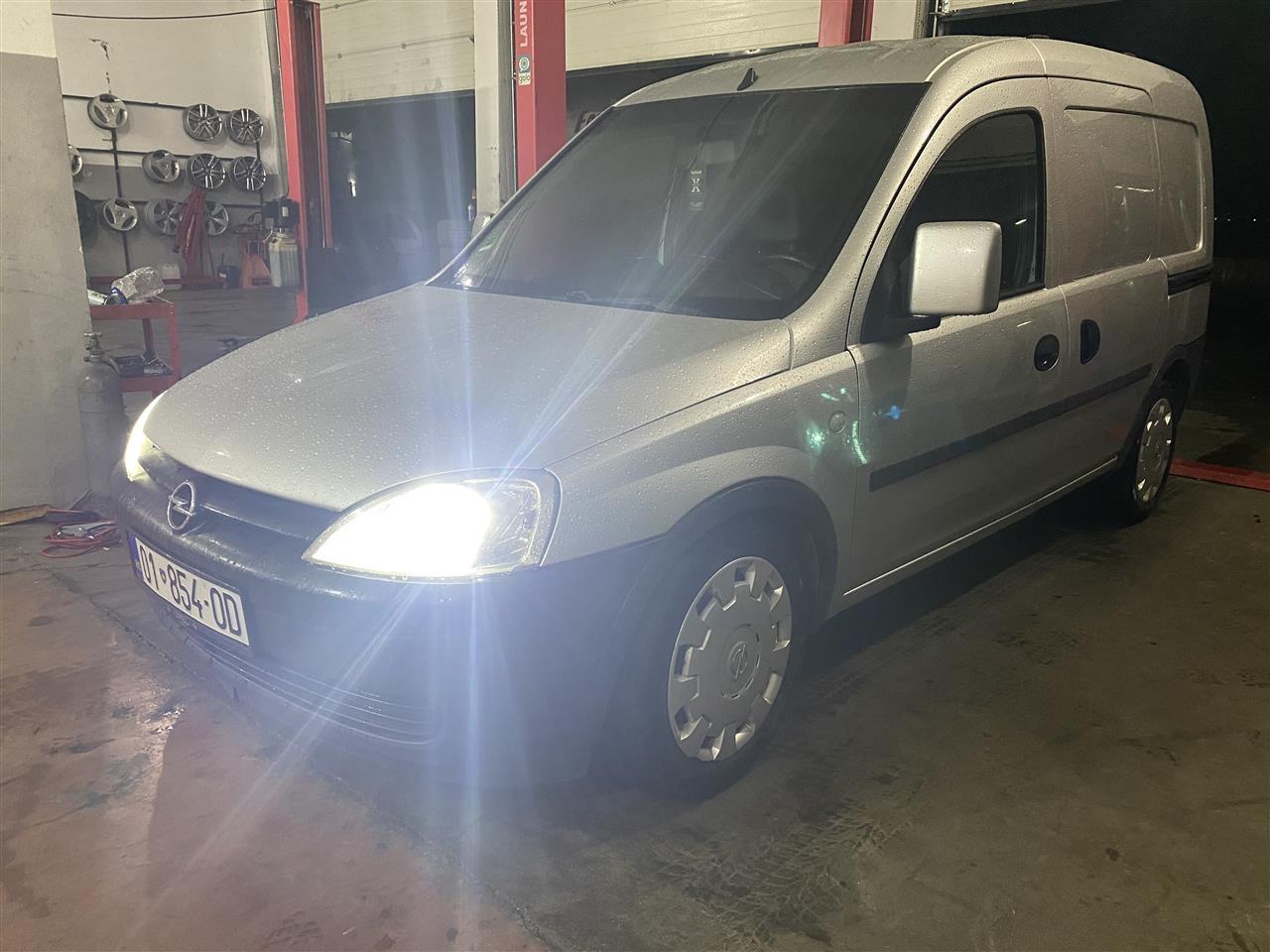 Opel-Combo