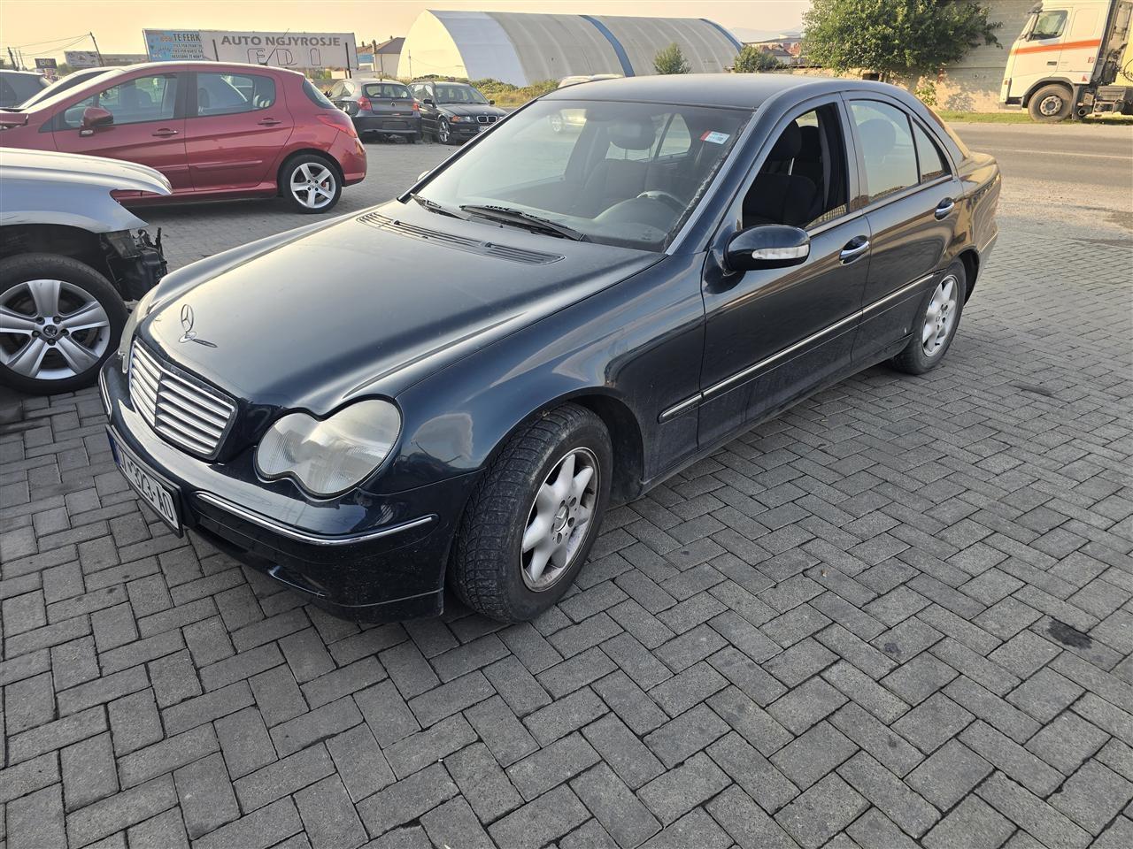 Mercedez-220-cdi
