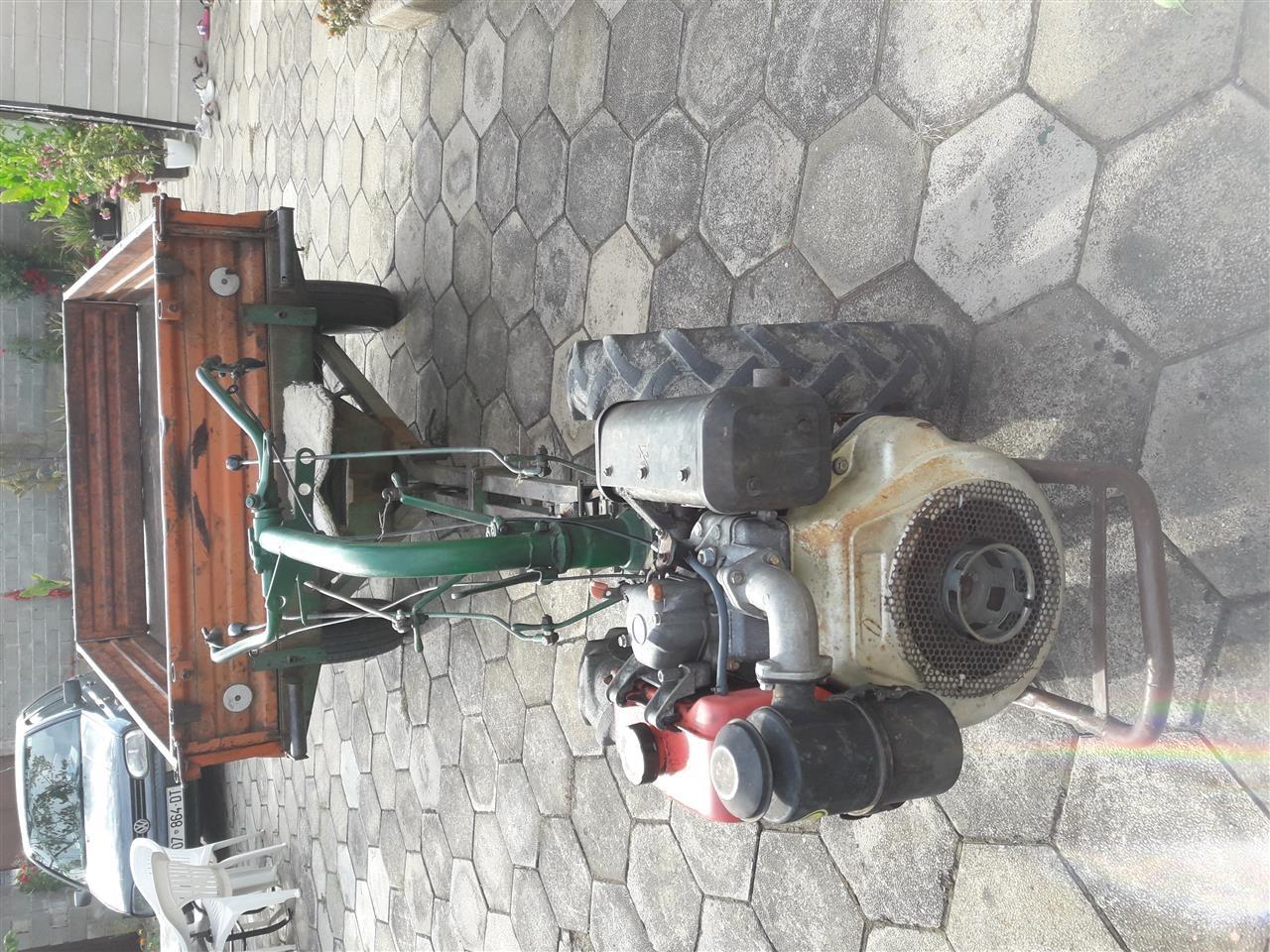 Traktor