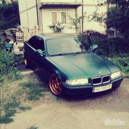 BMW 320
