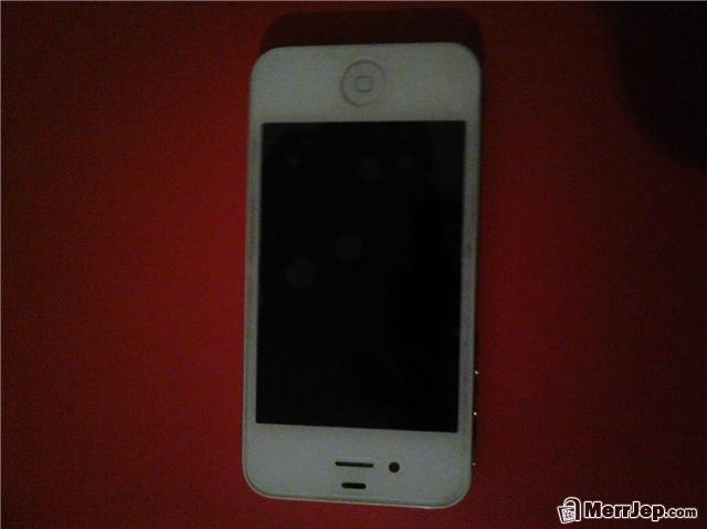 -Iphone-4-8GB-