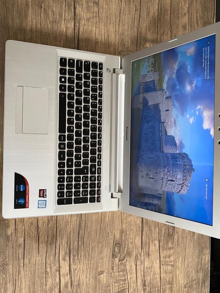 Laptop