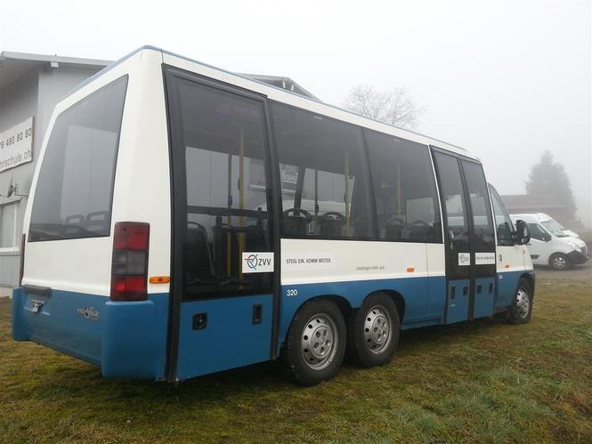 Bus