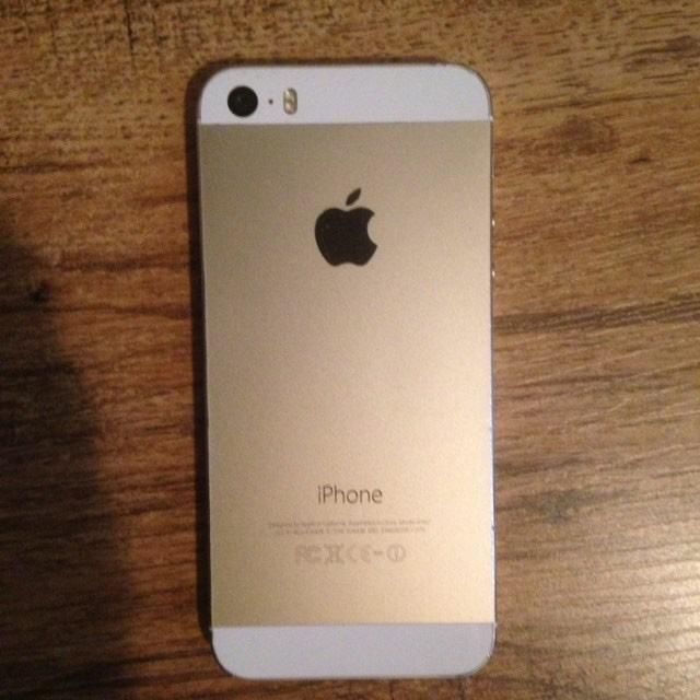 -iphone-5s-gold