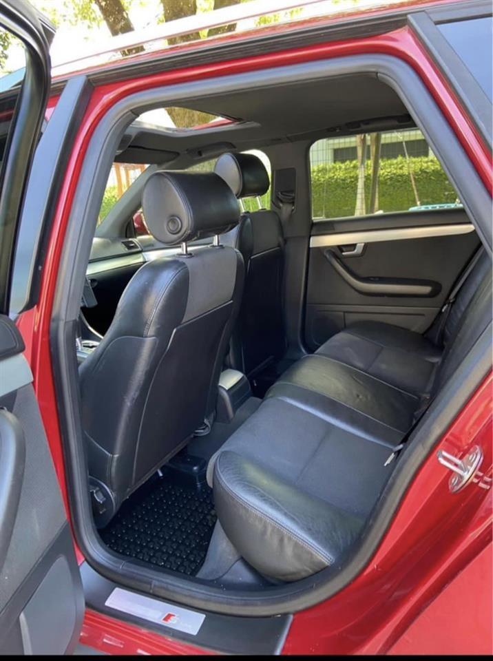 Audi-A4