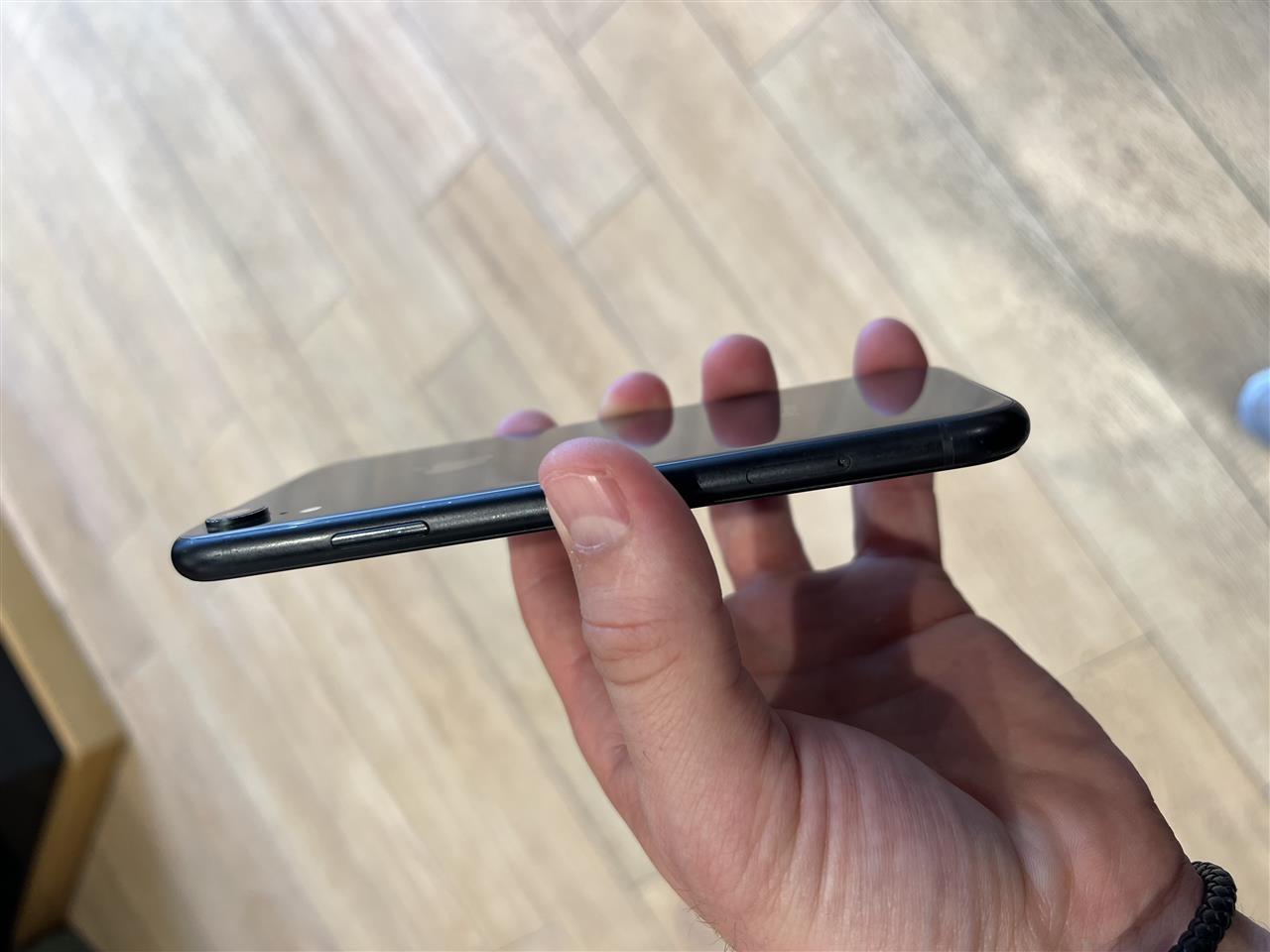 iphone-XRxCE