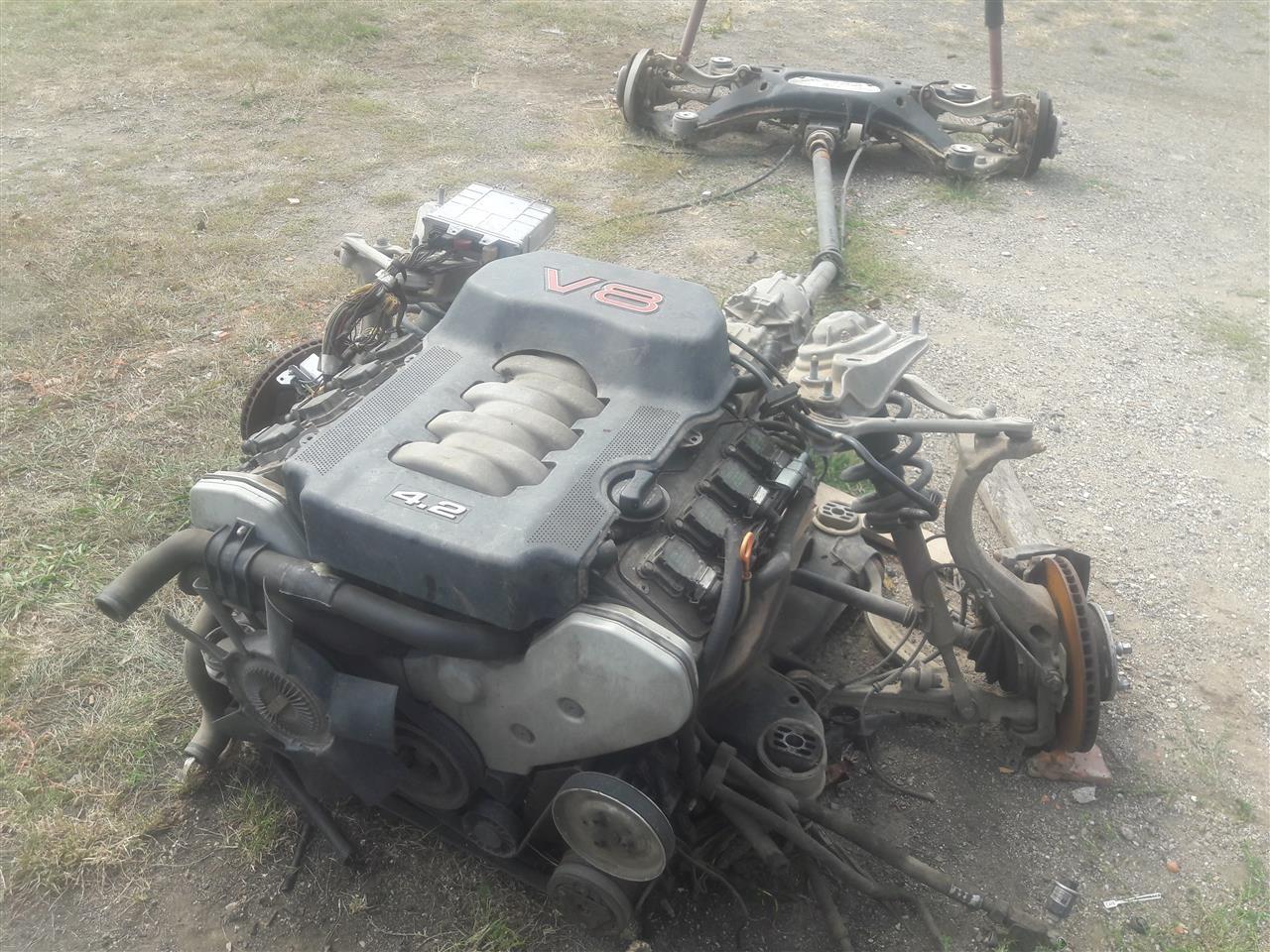 Audi-A-8