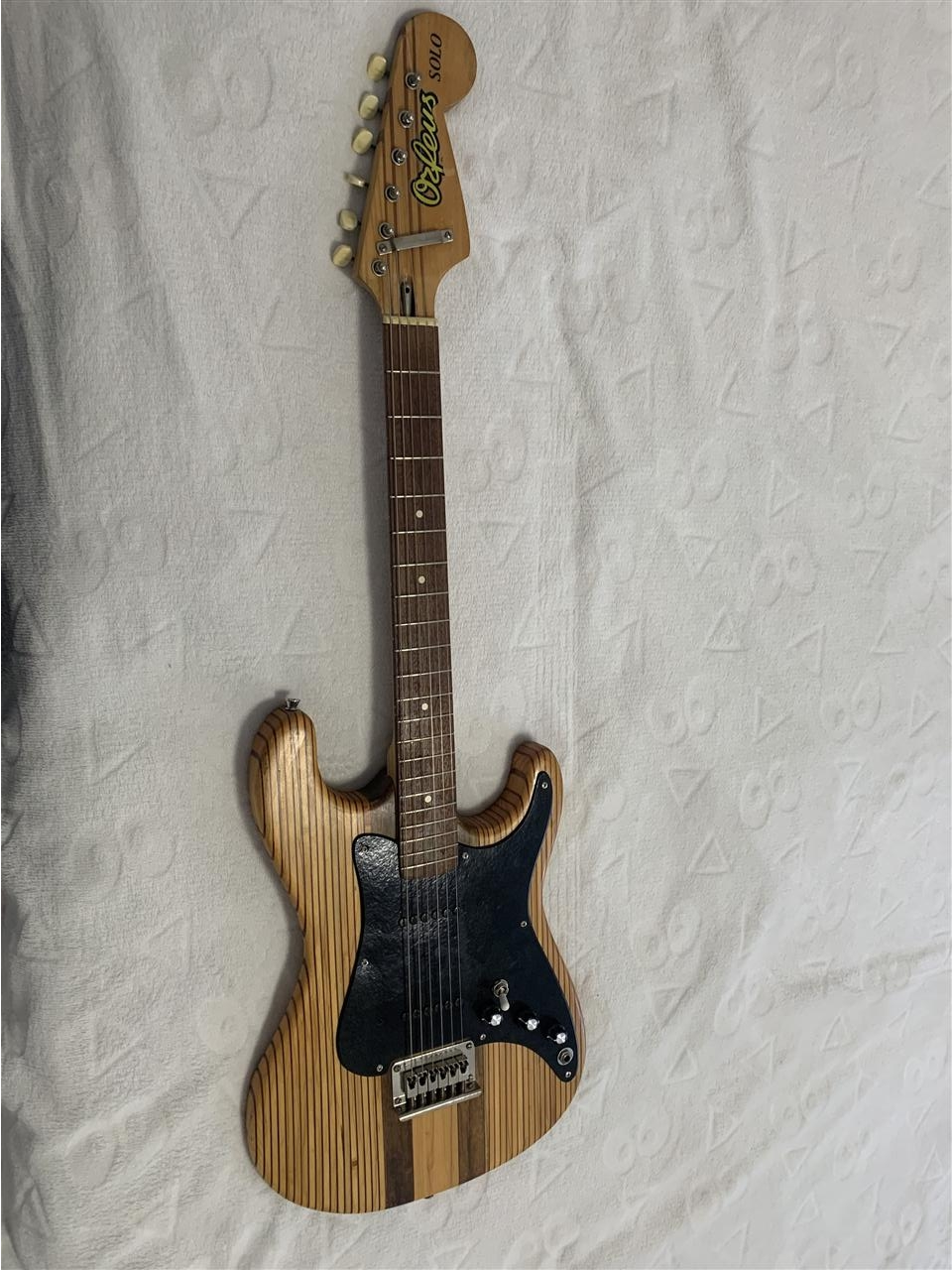 Gitare-Eleke