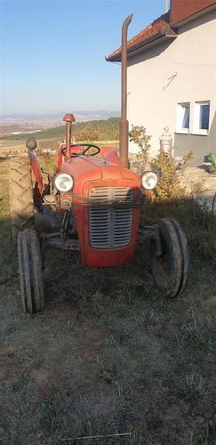 Traktor