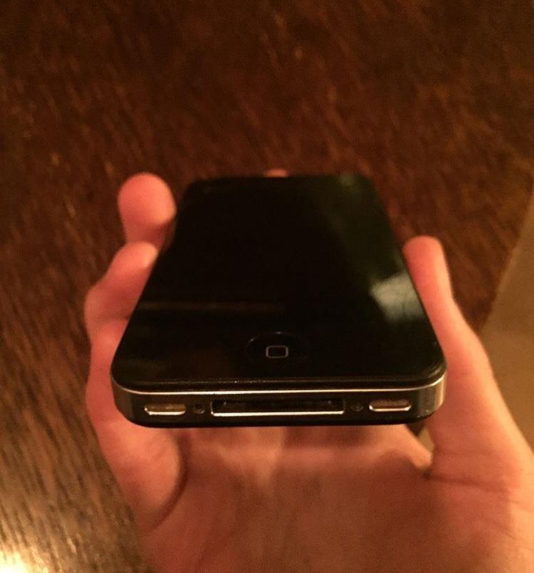 iPhone-4