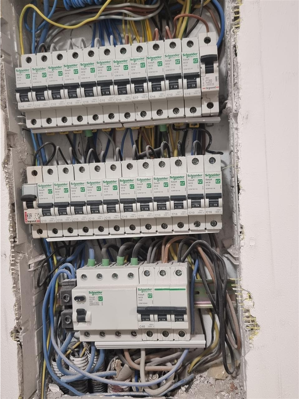 ELEKTRO-SERVIS-044-308-645
