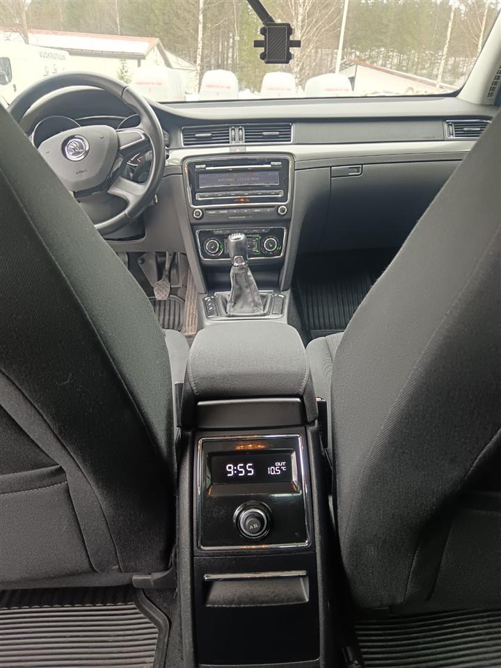 Skoda-Superb