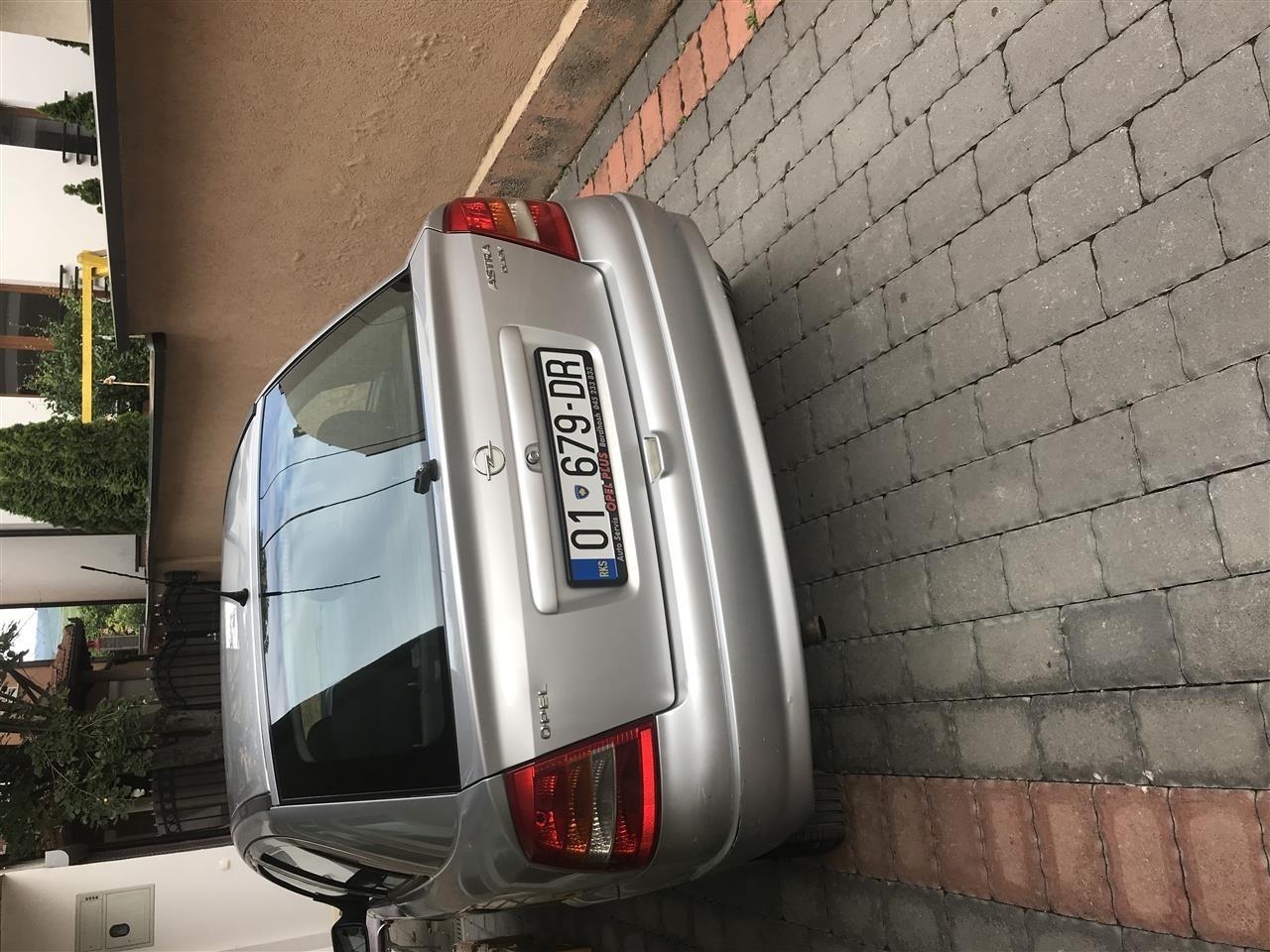 OPEL-ASTRA-