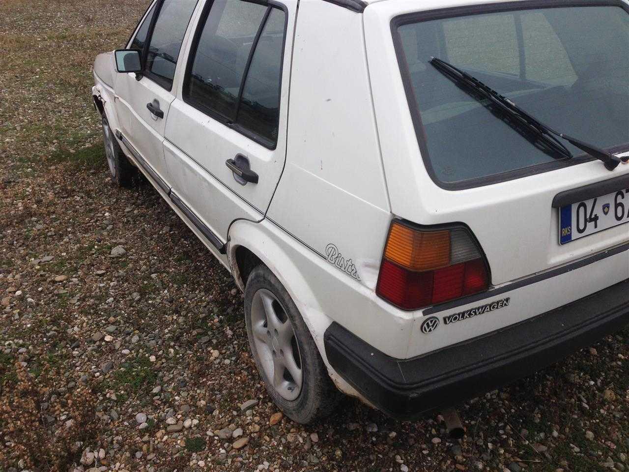 VW-Golf--2