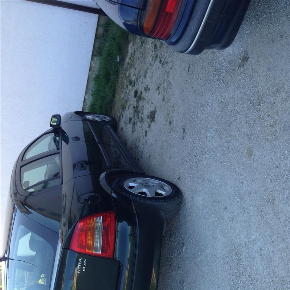 opel--Astra
