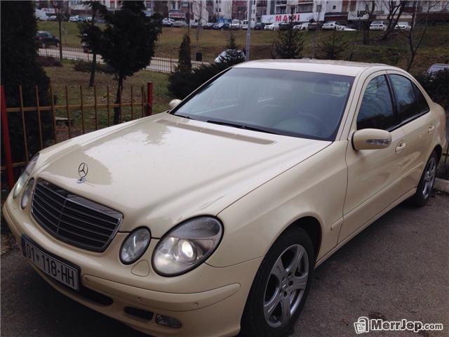 Mercedes-E200