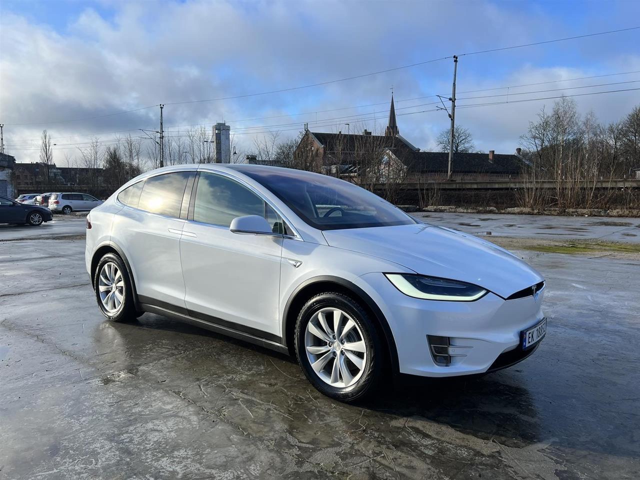 Tesla x90d sale