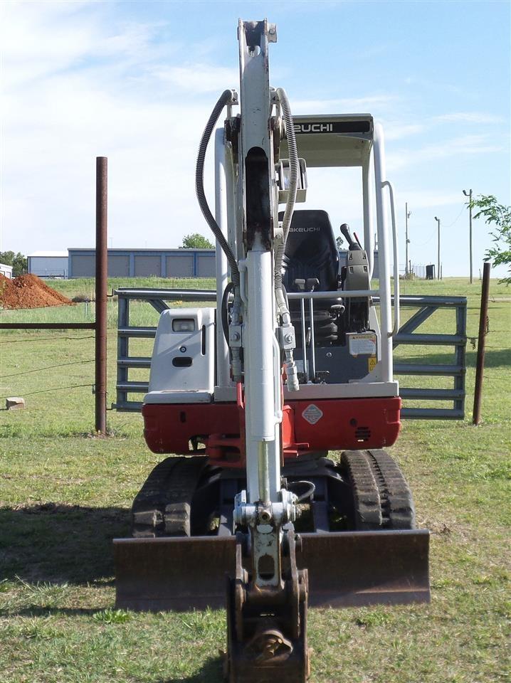 2008-Takeuchi-TB1140