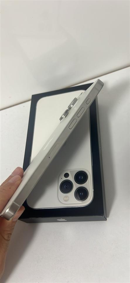 Iphone-15-Pro-Max
