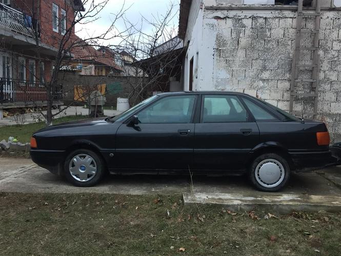 Audi 80