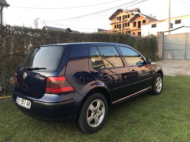 Golf 4