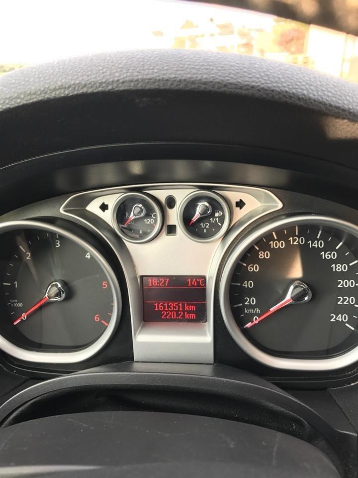 FORD-KUGA