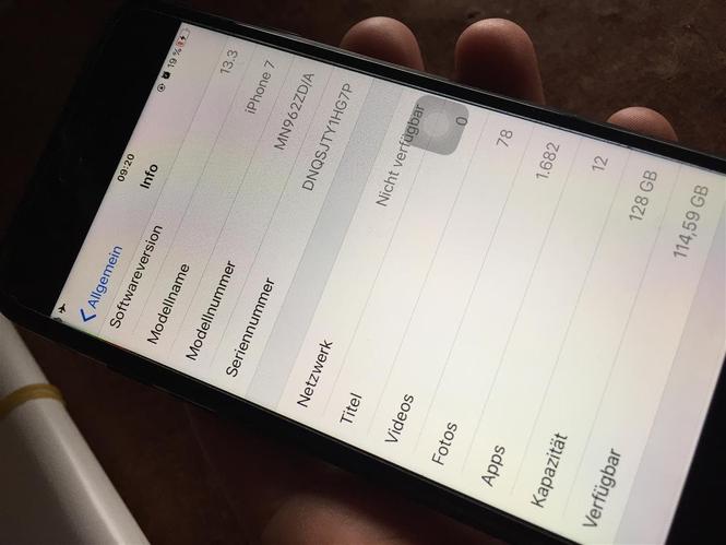 iPhone 