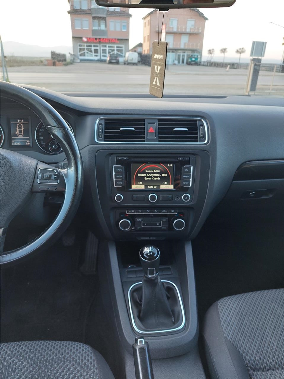 VW-JETTA-