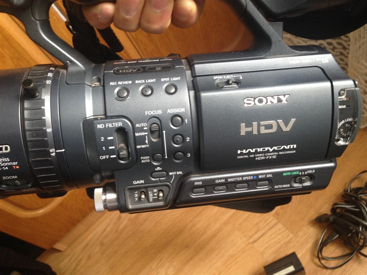 Sony-FX1