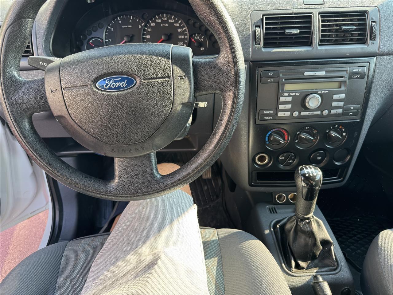 Ford-Transit-Connect-me-Dogan-1-8Dizel