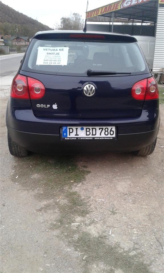 VW-Golf-5--05-