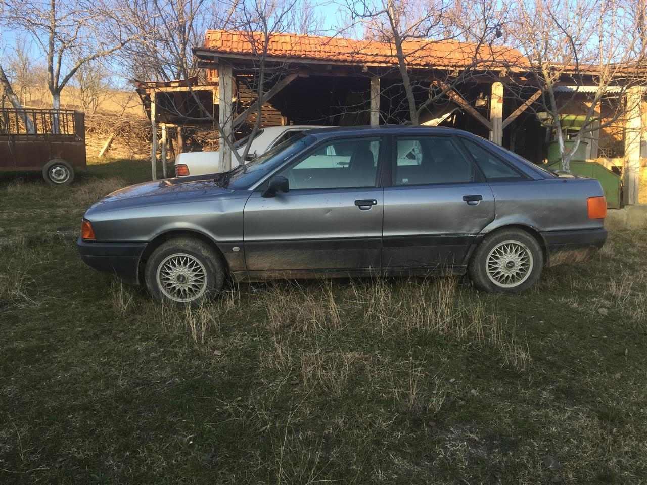 Audi-80