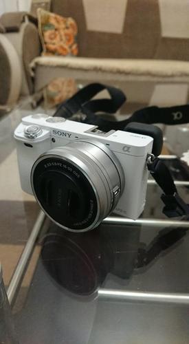 Sony A6000