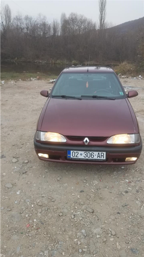 Renault r19 