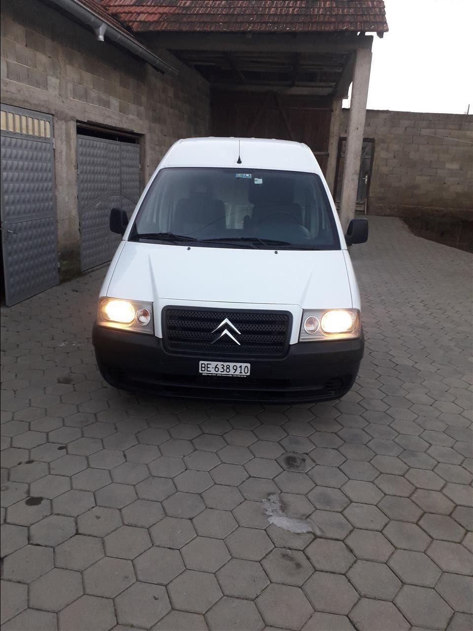 Pikap-citroen-